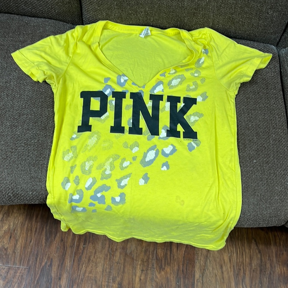 Victoria’s Secret Pink top